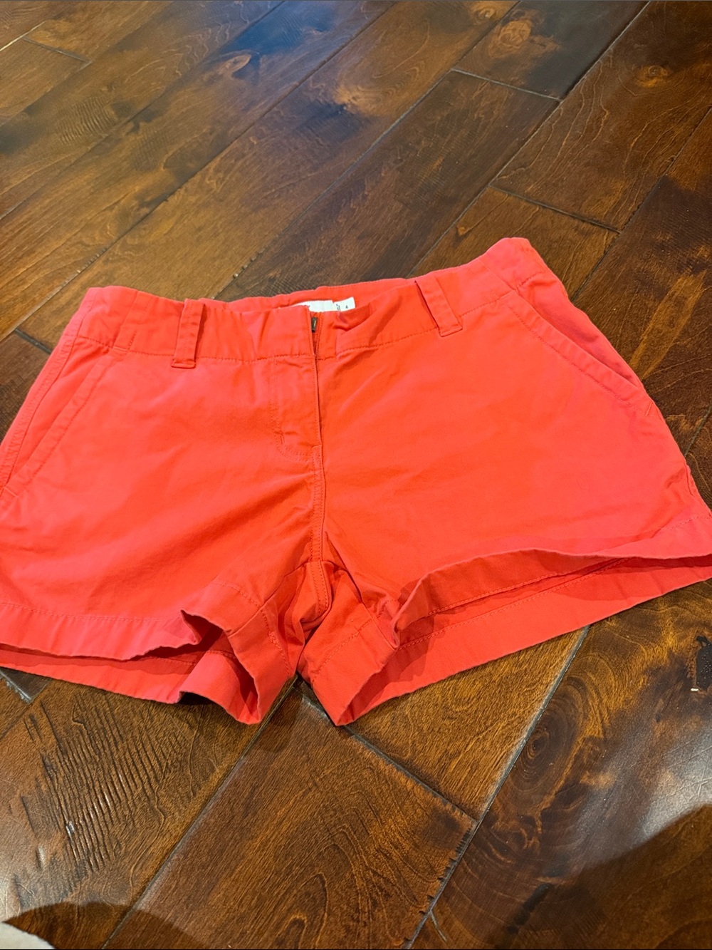 Vineyard Vines Coral Women's Short Bermudas